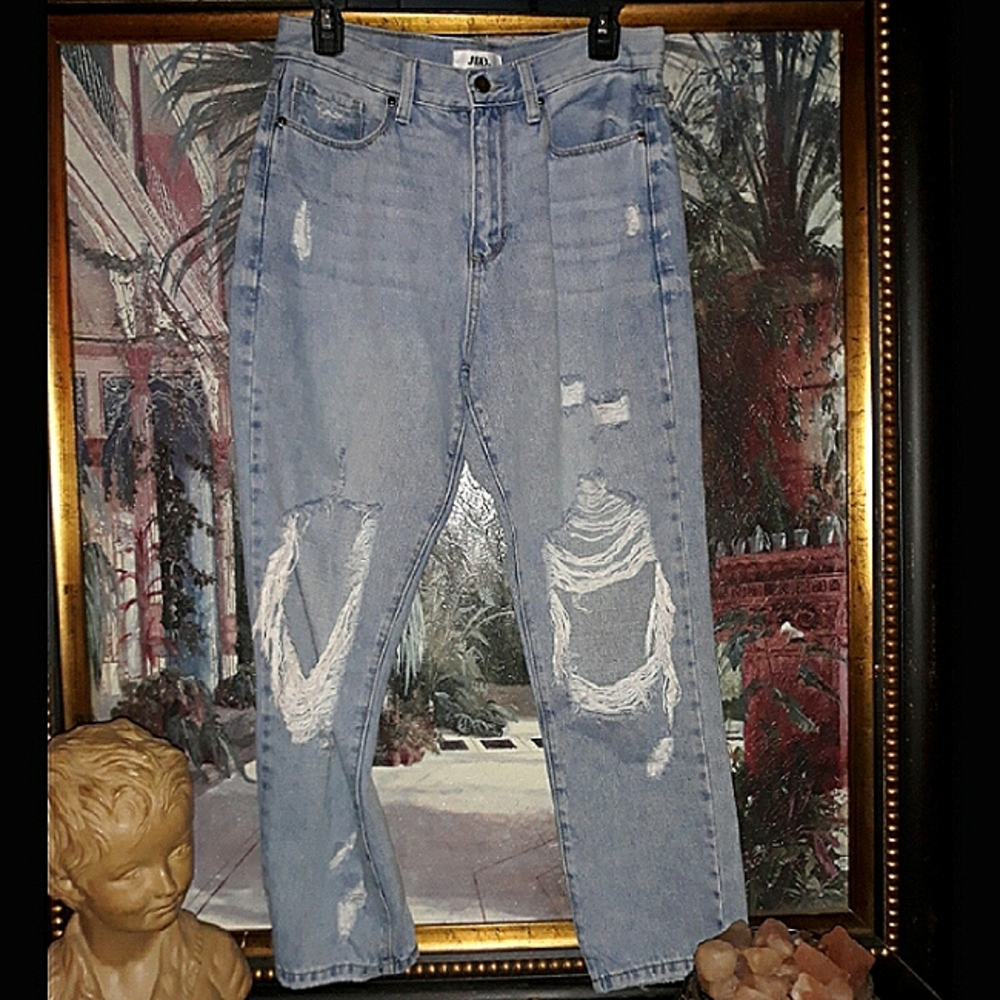 JBD: ripped Just Black Jeans